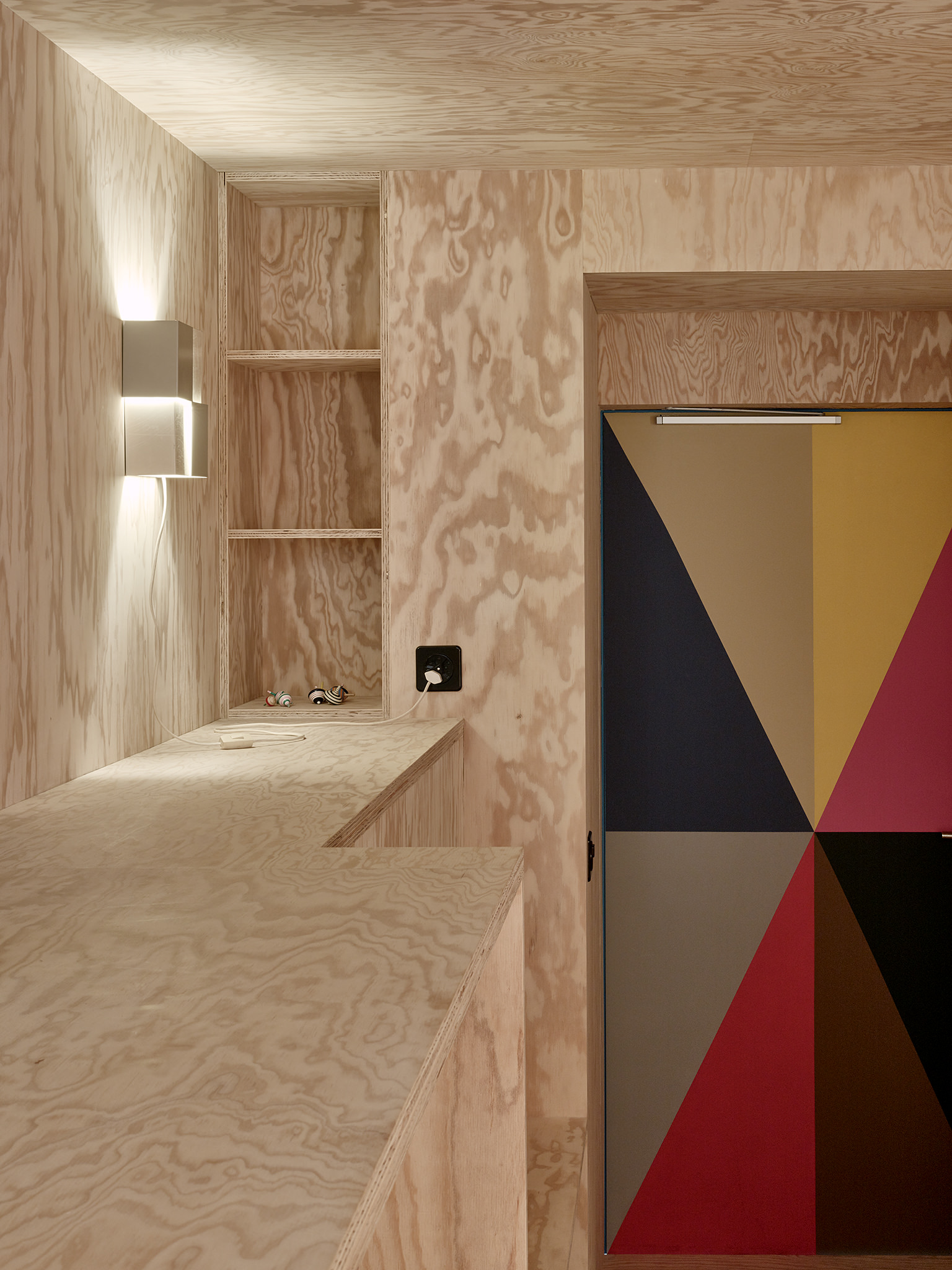 E18678 Alpa 0106 SCREEN